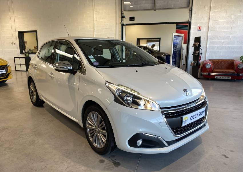 Peugeot 208 1.2 PureTech 82 Allure