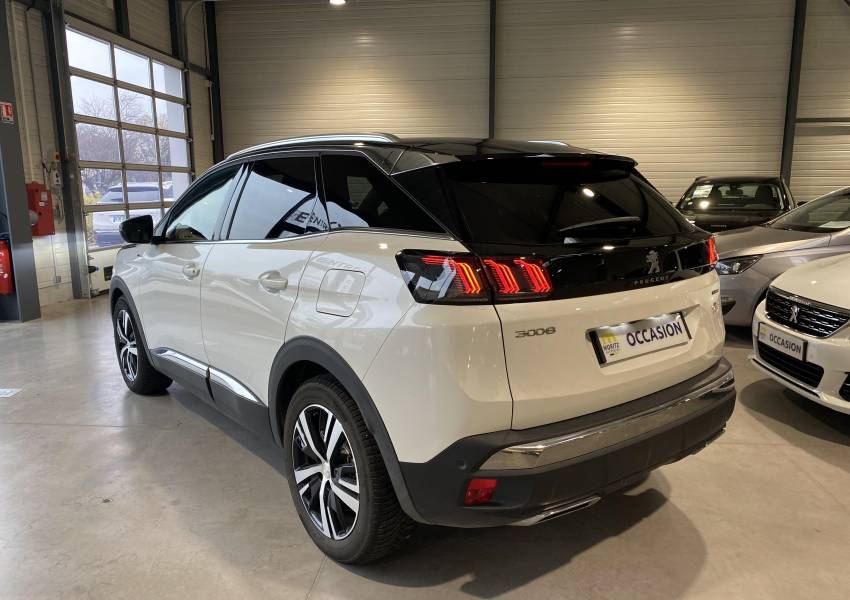 Peugeot 3008 (2) 1.6 HYBRID 225 E-EAT8 GT