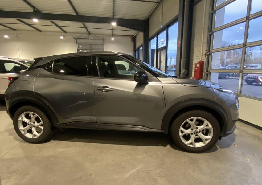 Nissan Juke (2) DIG-T 117 BVM6 N-Connecta